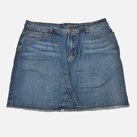 L.A. Blues Dresses & Skirts - LA Blues Denim Skirt Size 14